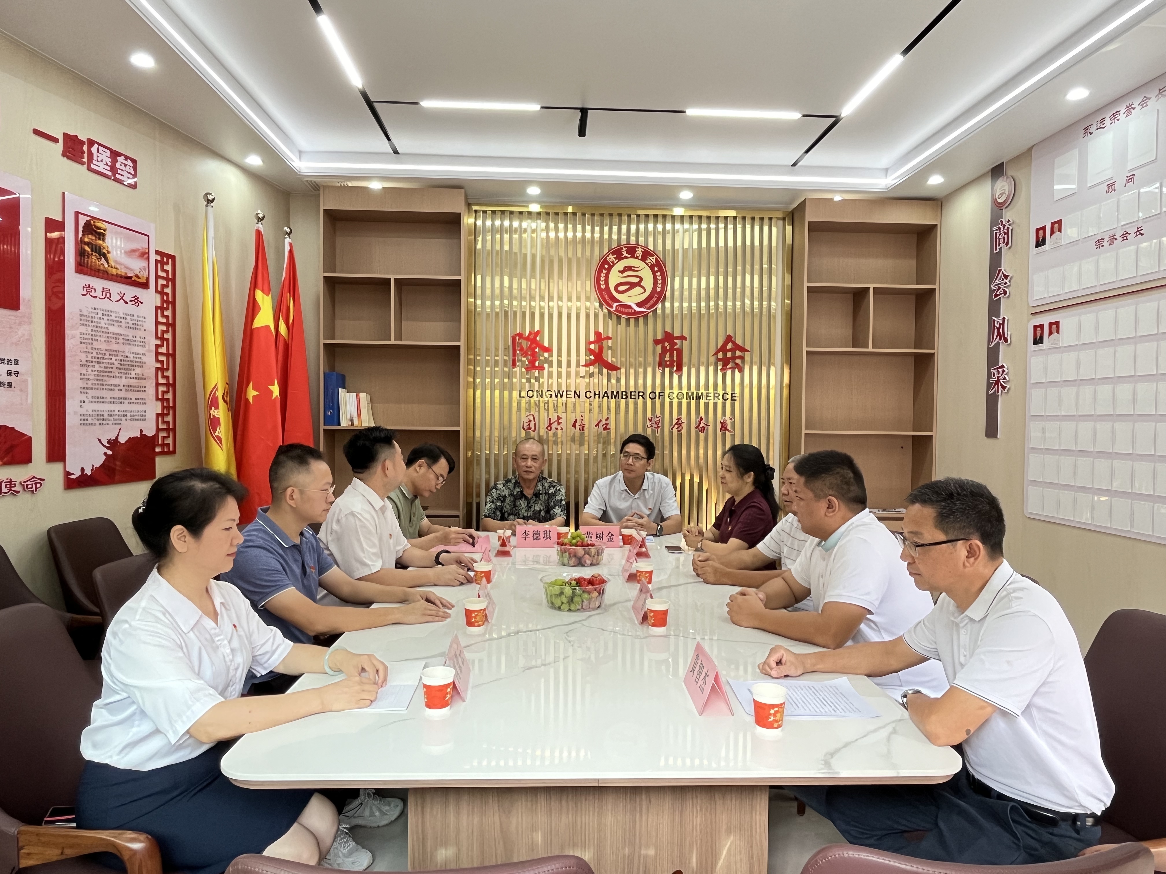 自動轉存圖片